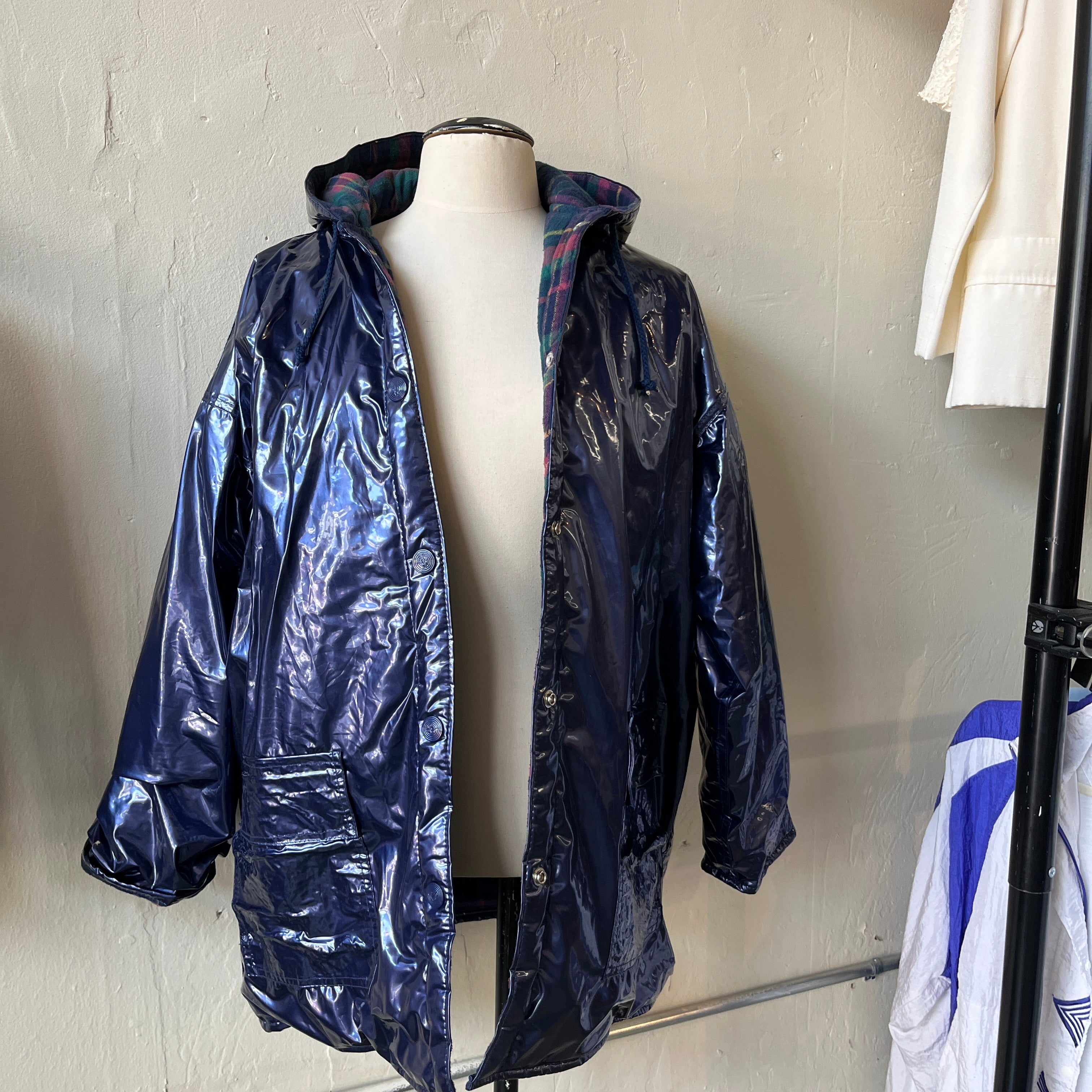 Rain Coat (L)