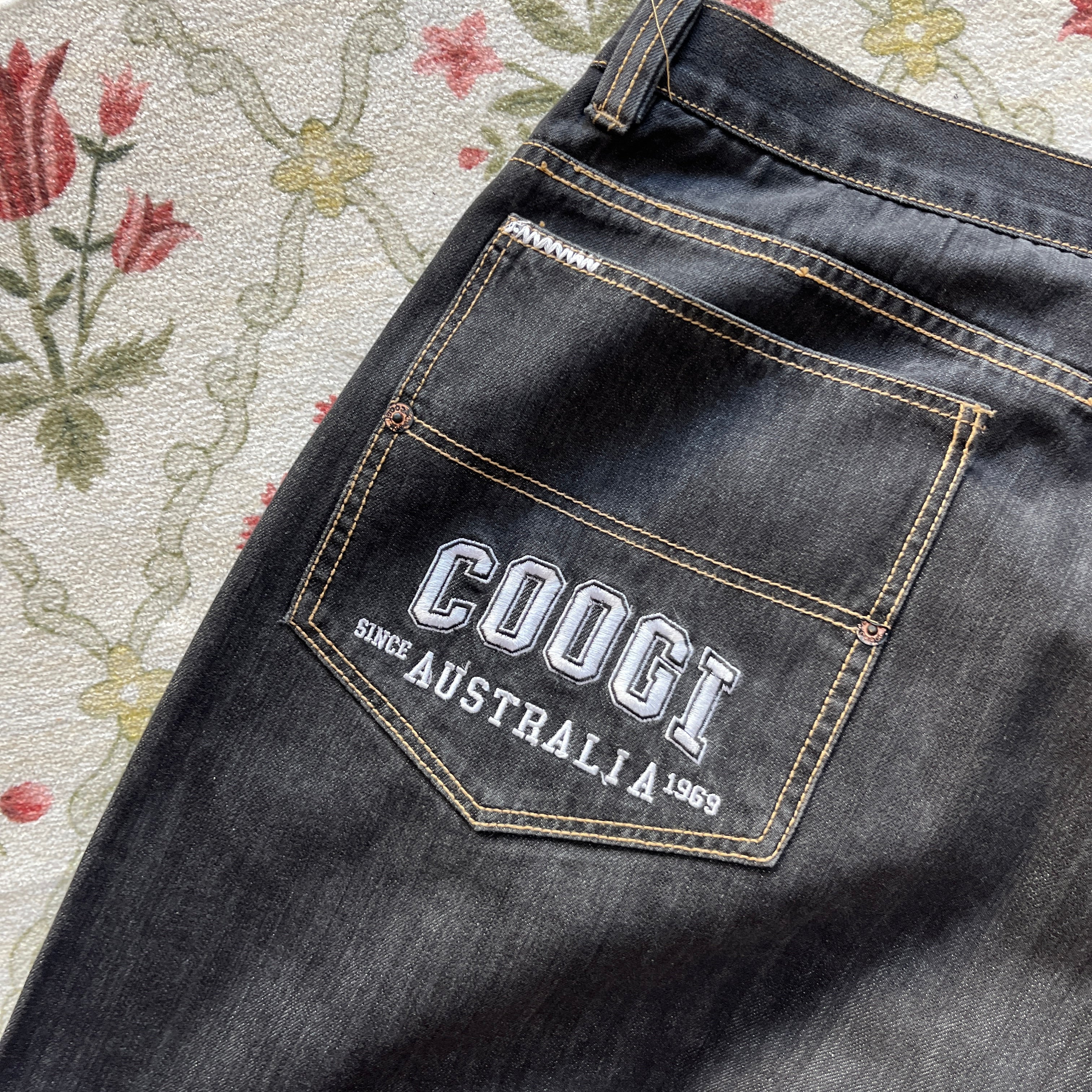 Vintage COOGI Jeans (48x36)