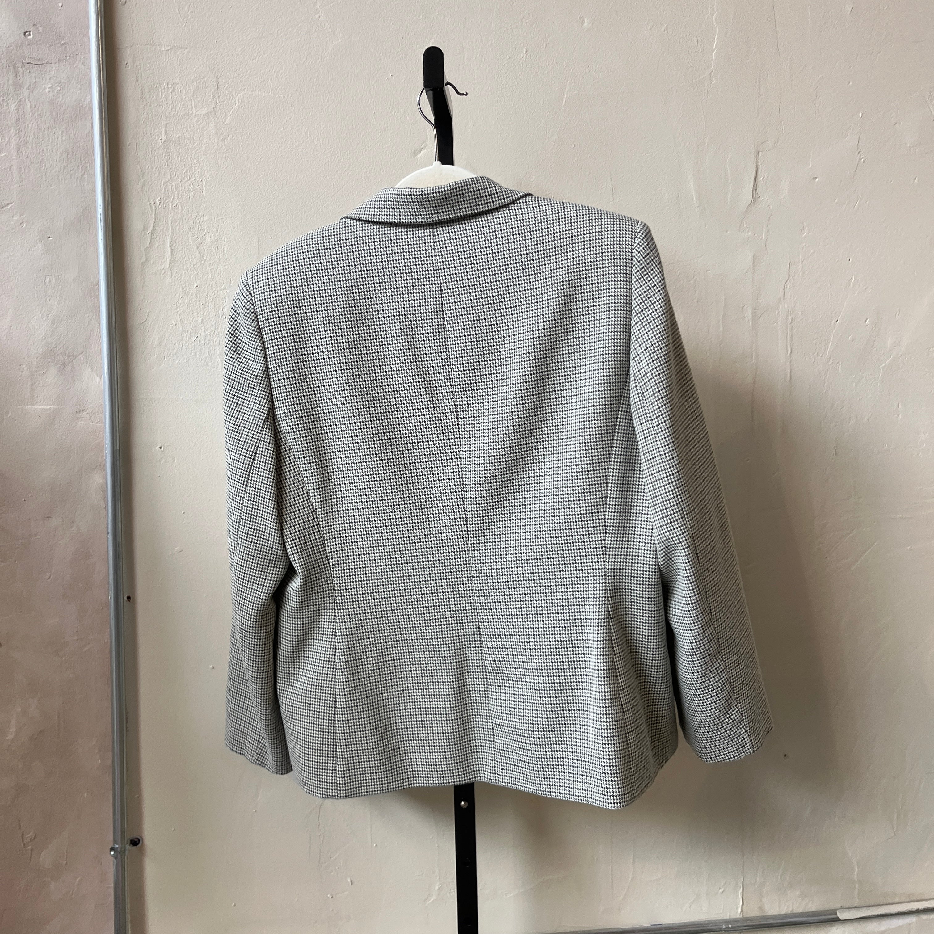 Plaid Blazer (16P)
