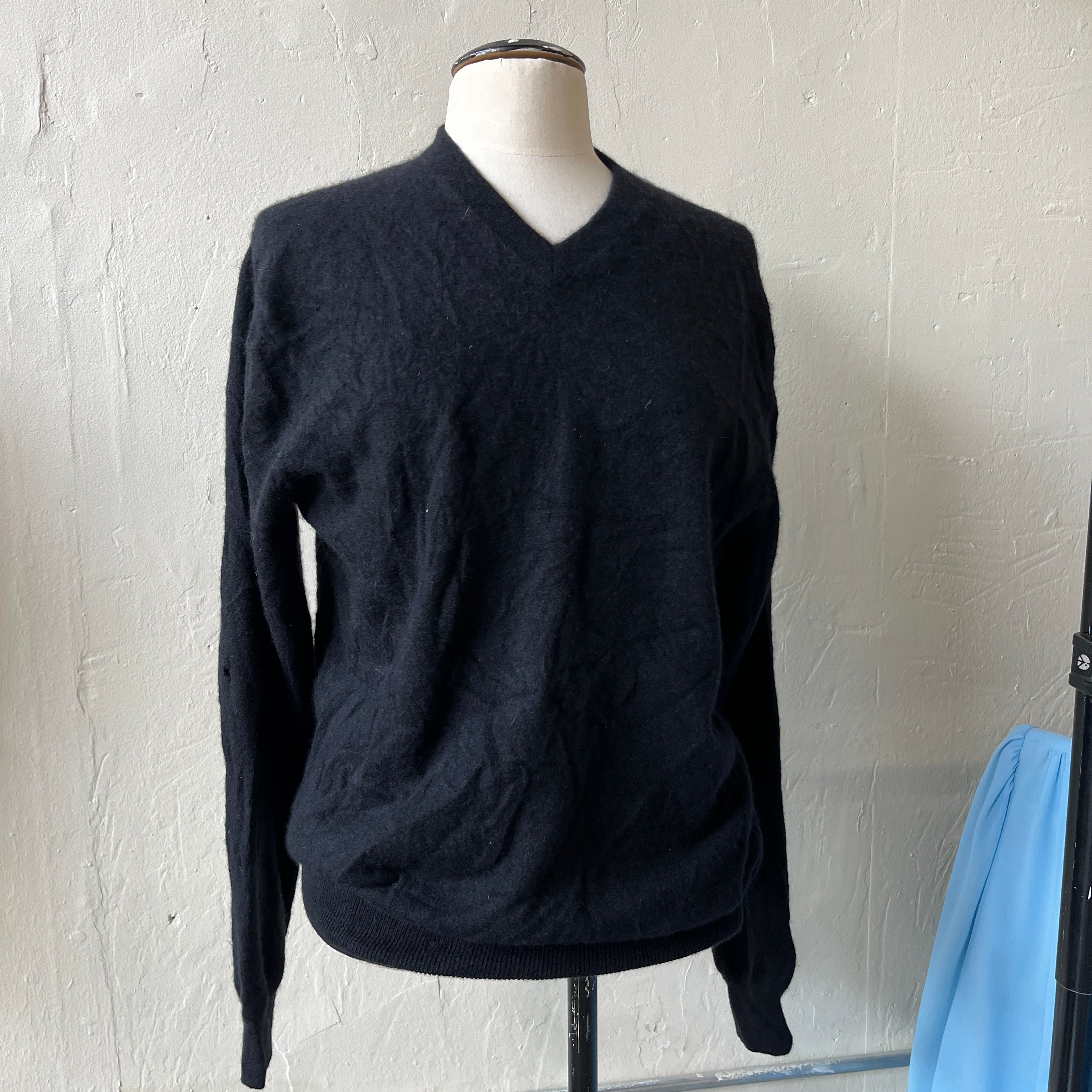 Cashmere Sweater (L)