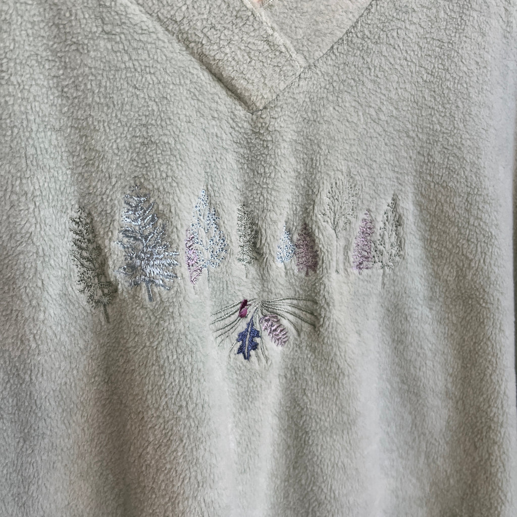 Green Embroidered Sweater (L)