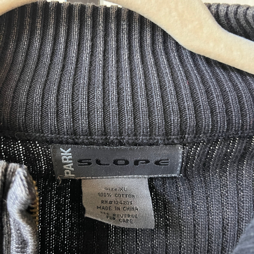 Men’s Sweater (L)