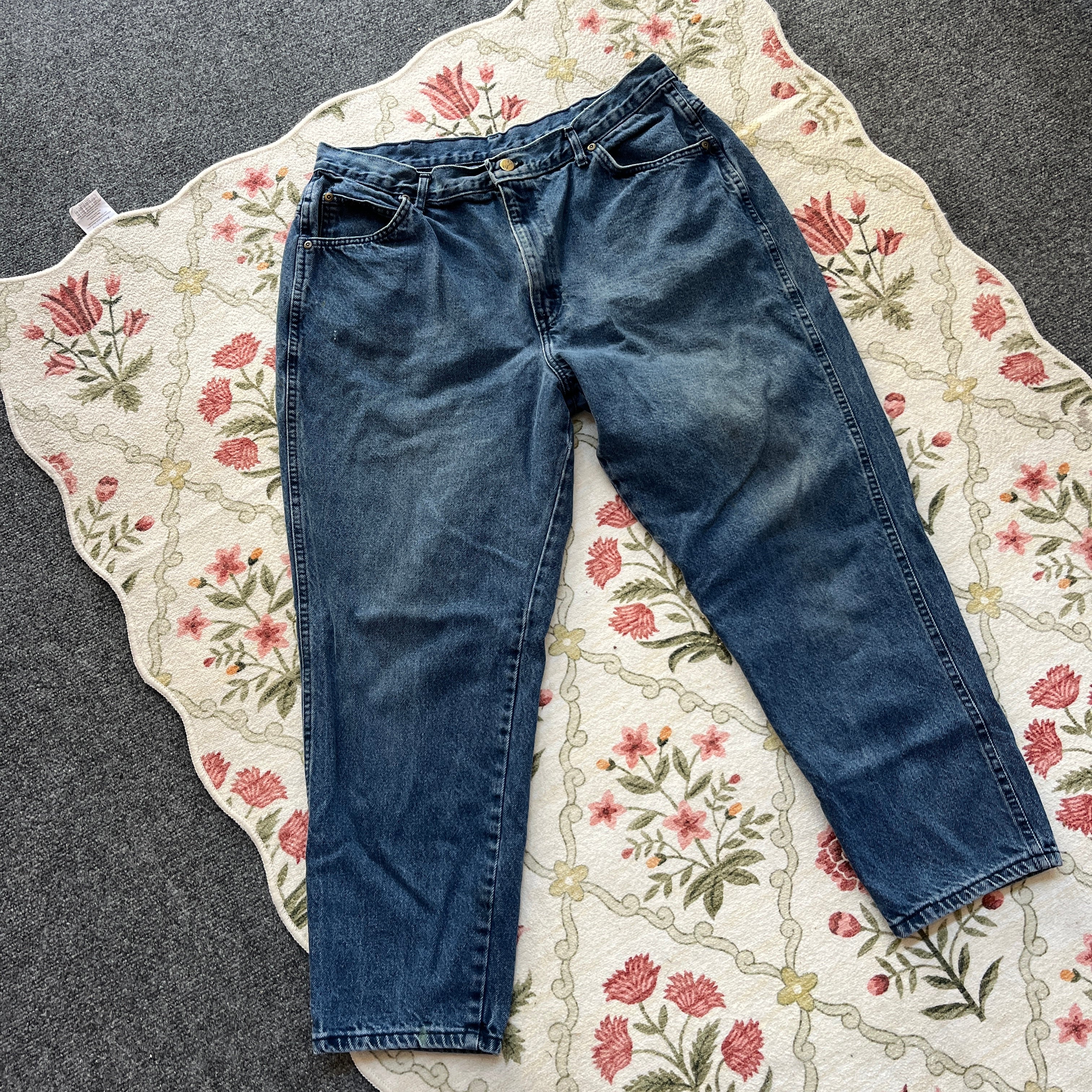 Chic Jeans (34” waist)