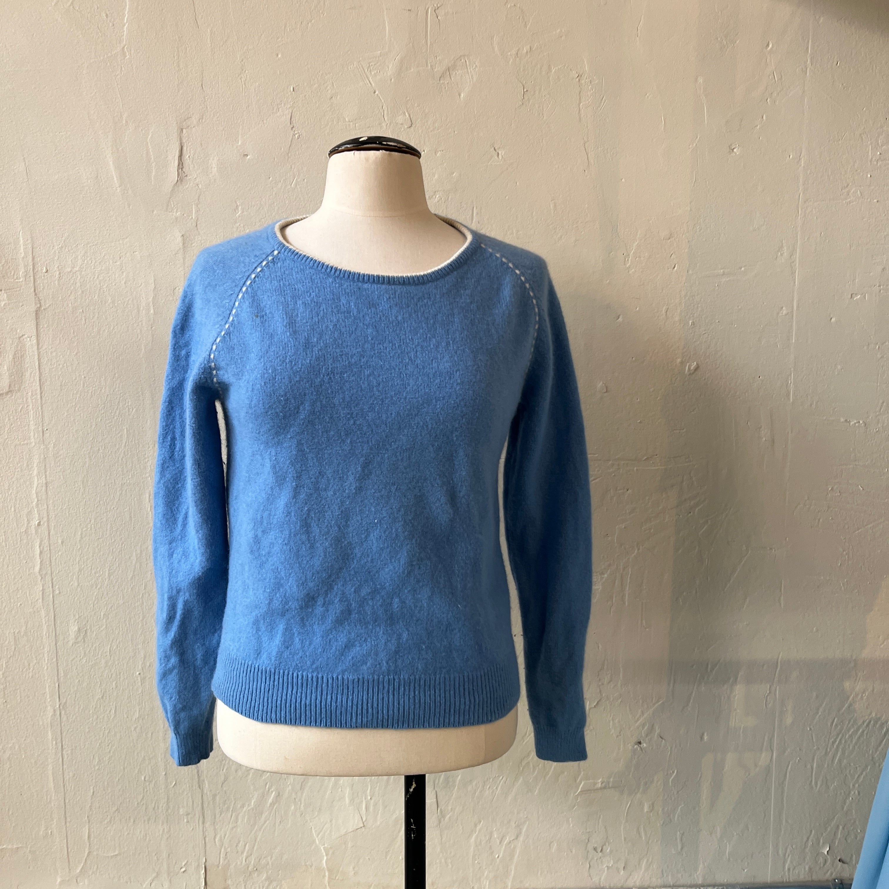 Tommy Hilfiger Sweater (L)