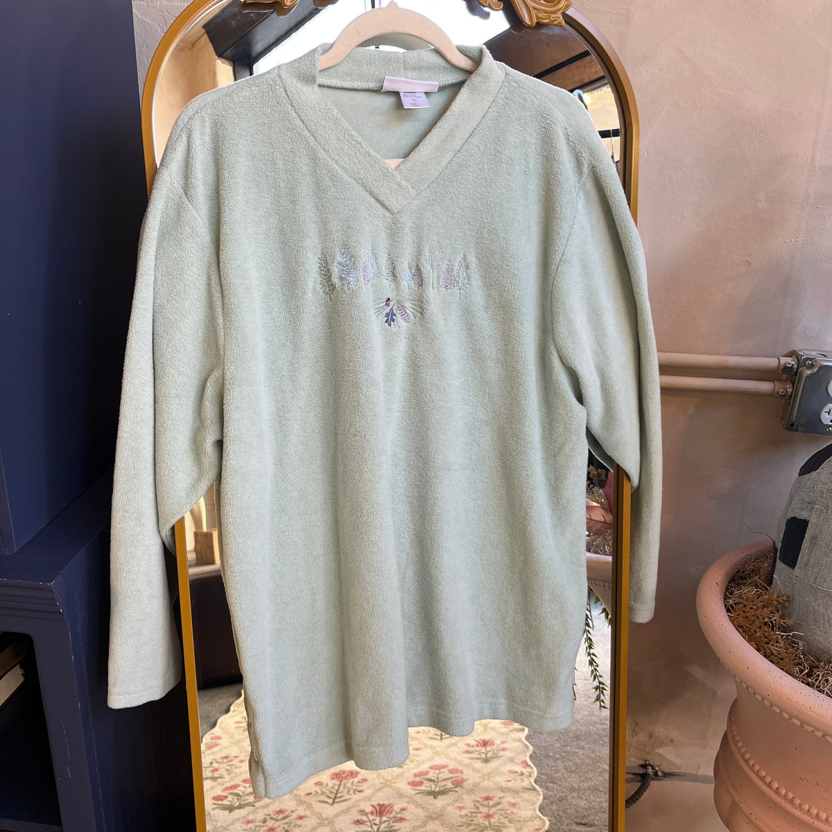 Green Embroidered Sweater (L)