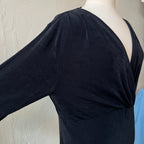 Black V-Neck (XL)
