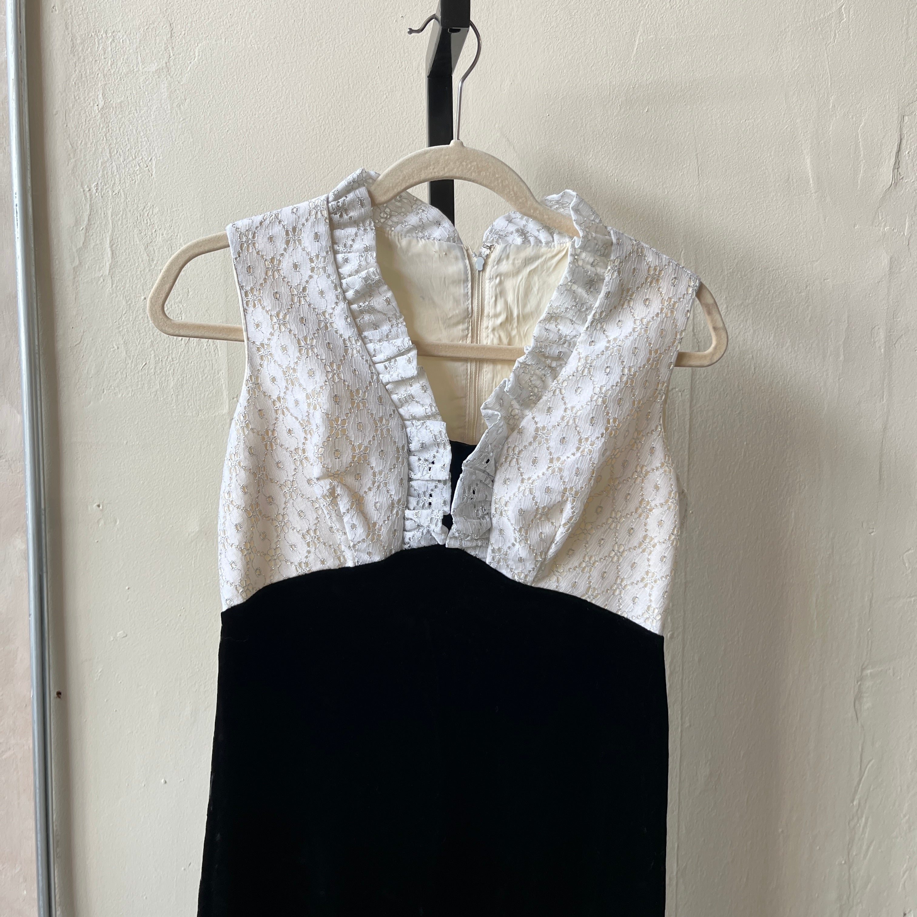 Vintage Velvet Dress (S)