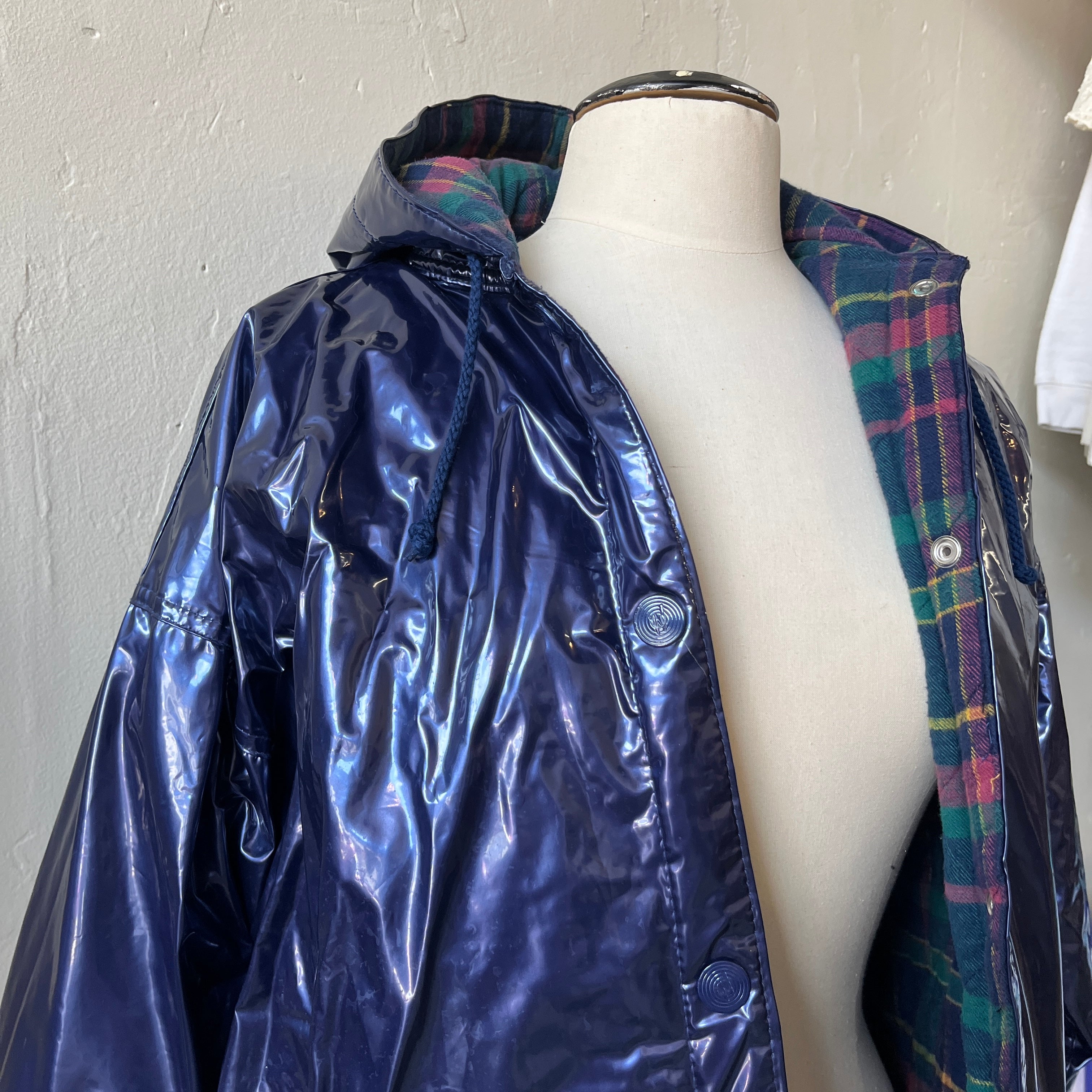 Rain Coat (L)