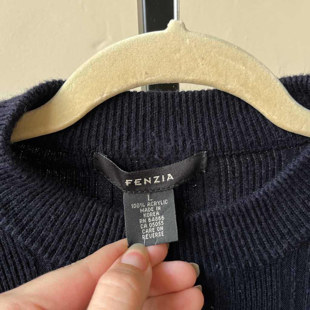 Black Sweater (L)