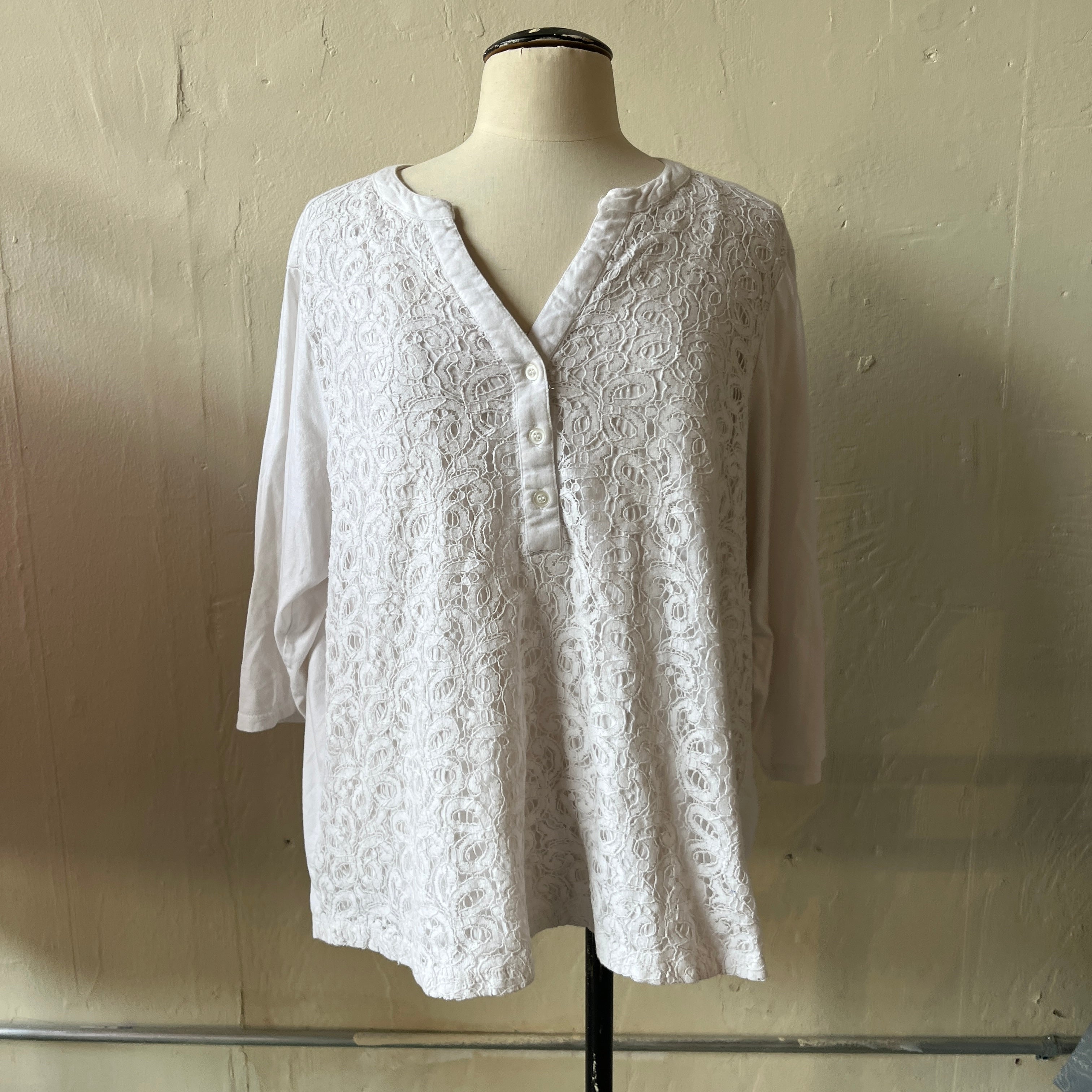 White Blouse (2X)