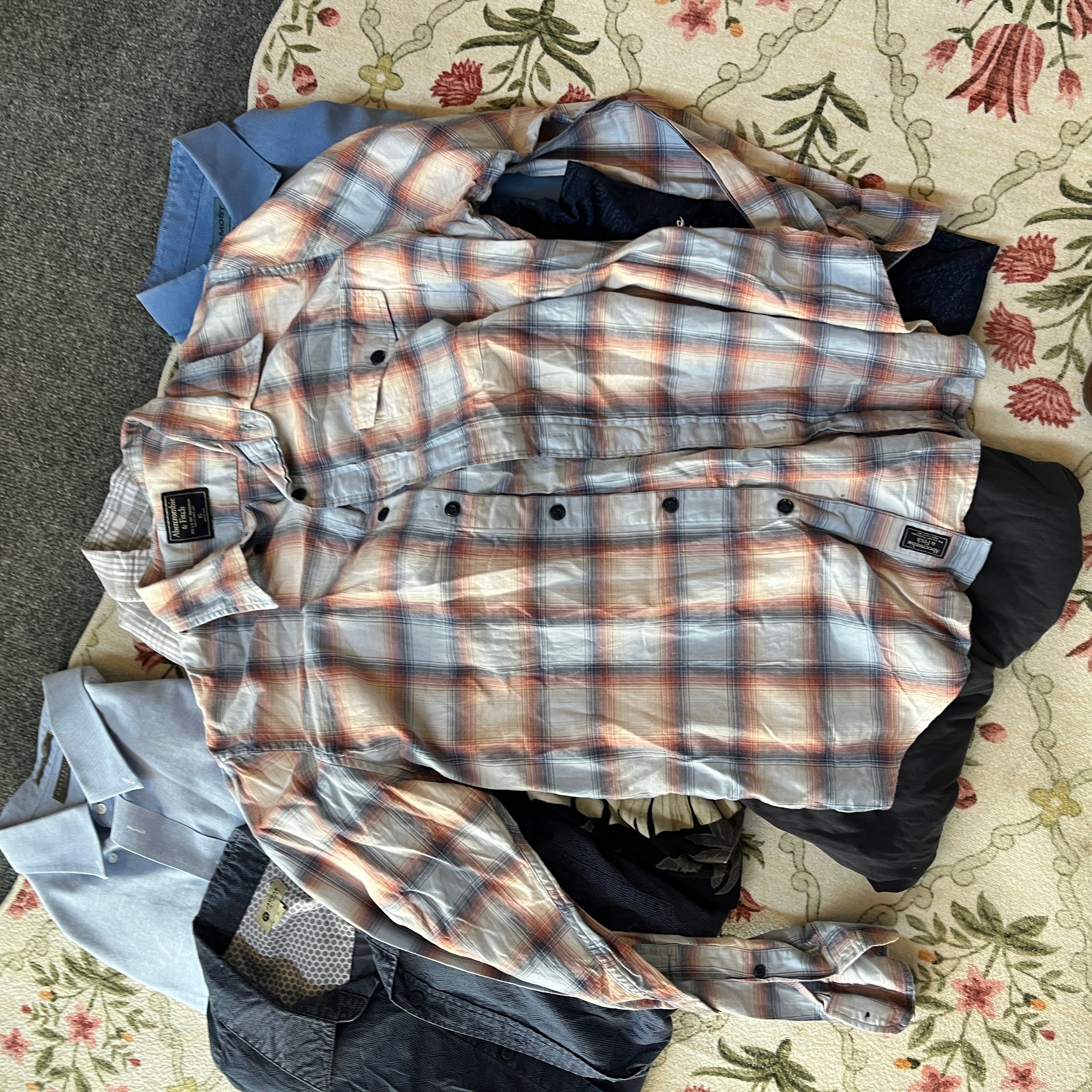 Men’s Shirt Bundle (L/XL)