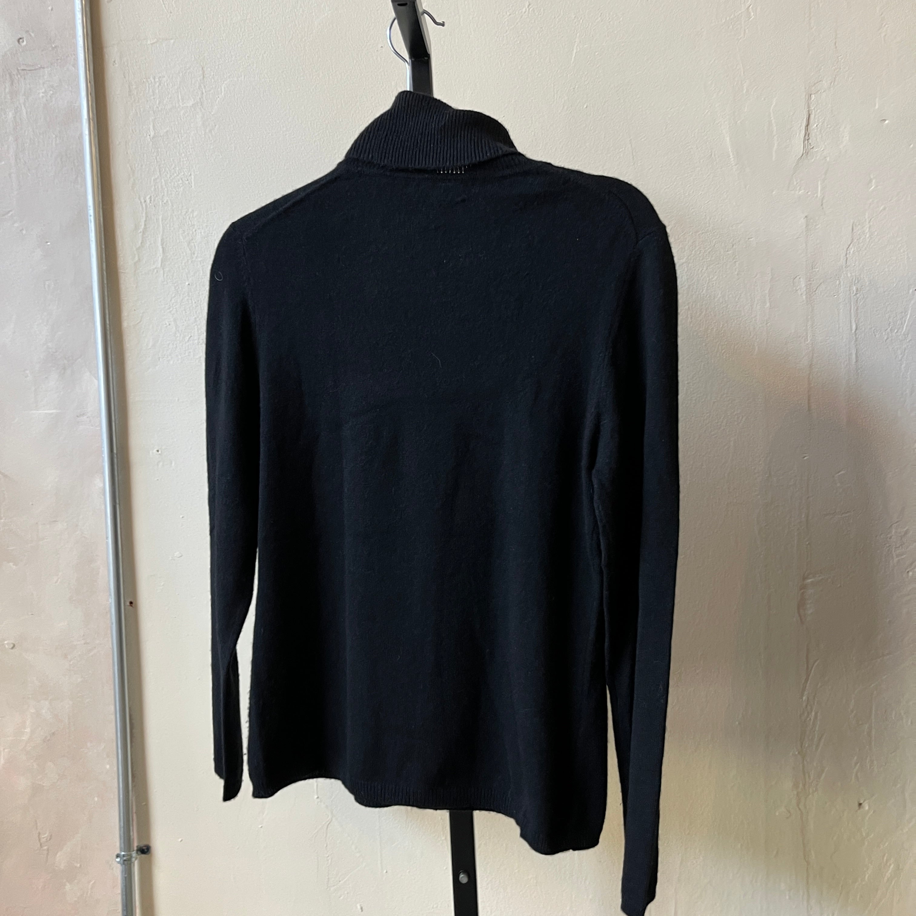 Cashmere Turtleneck (M)