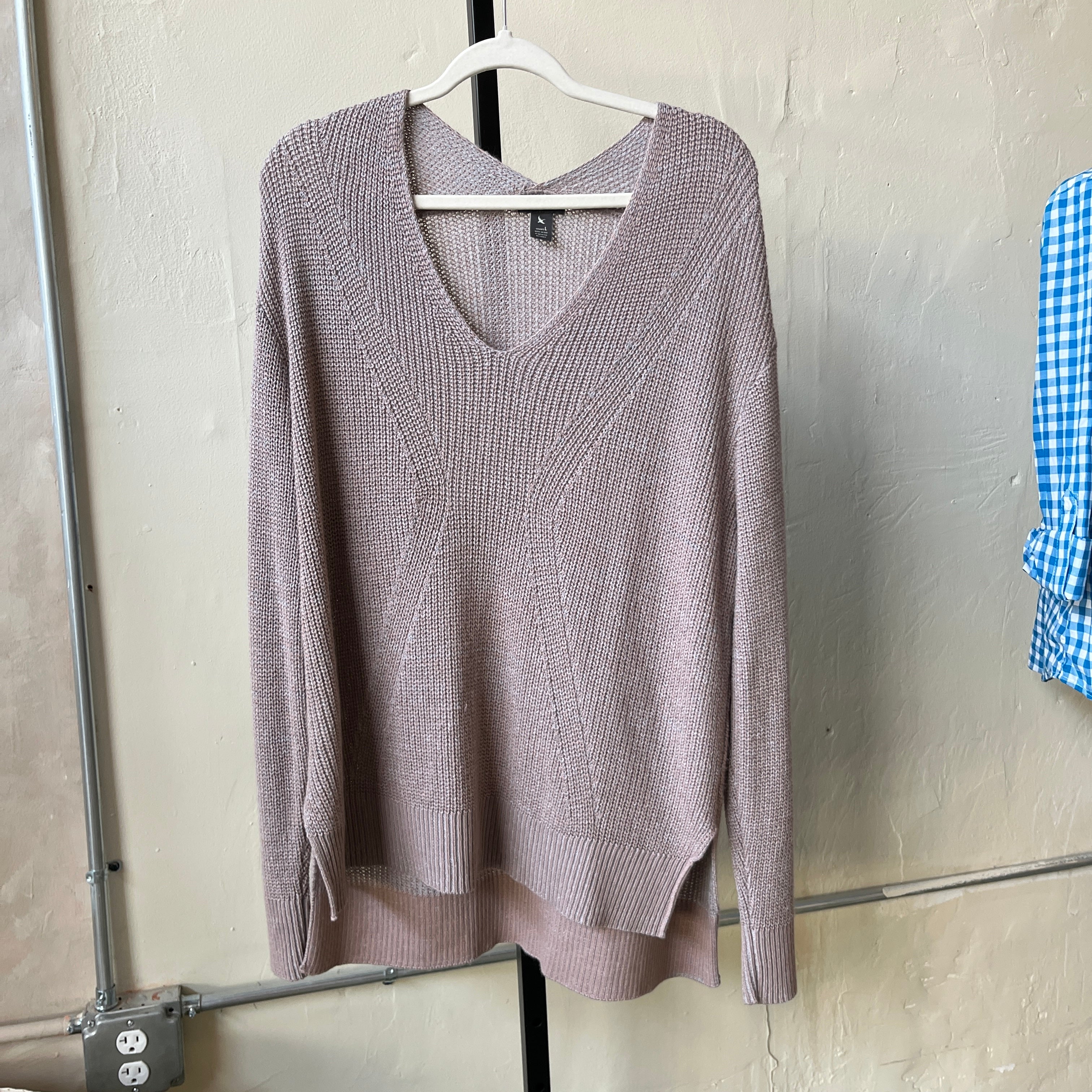 Eddie Bauer (L)