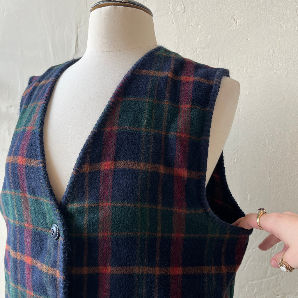Plaid Vest (M)