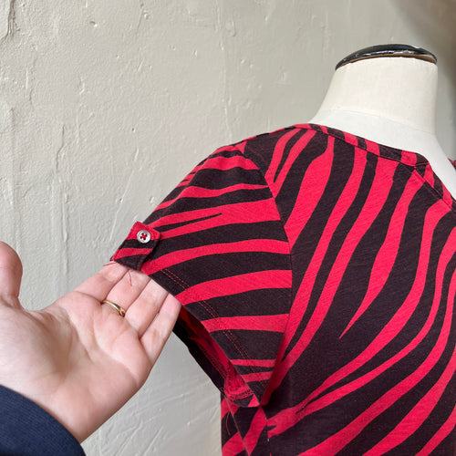 Black & Red Shirt (L)