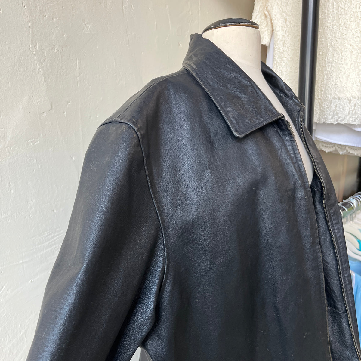 Men’s Leather Jacket (XL)