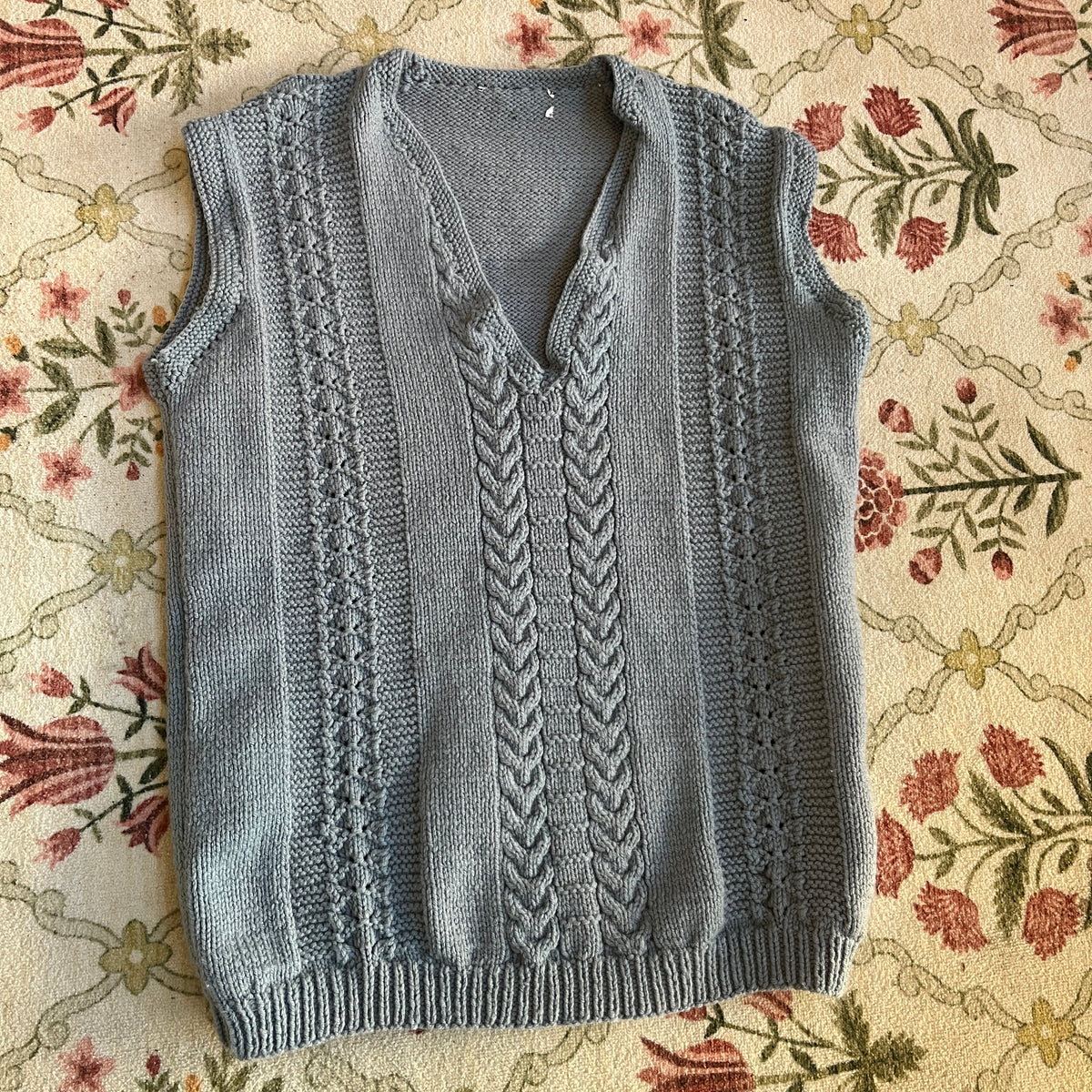 Blue knit vest (M)