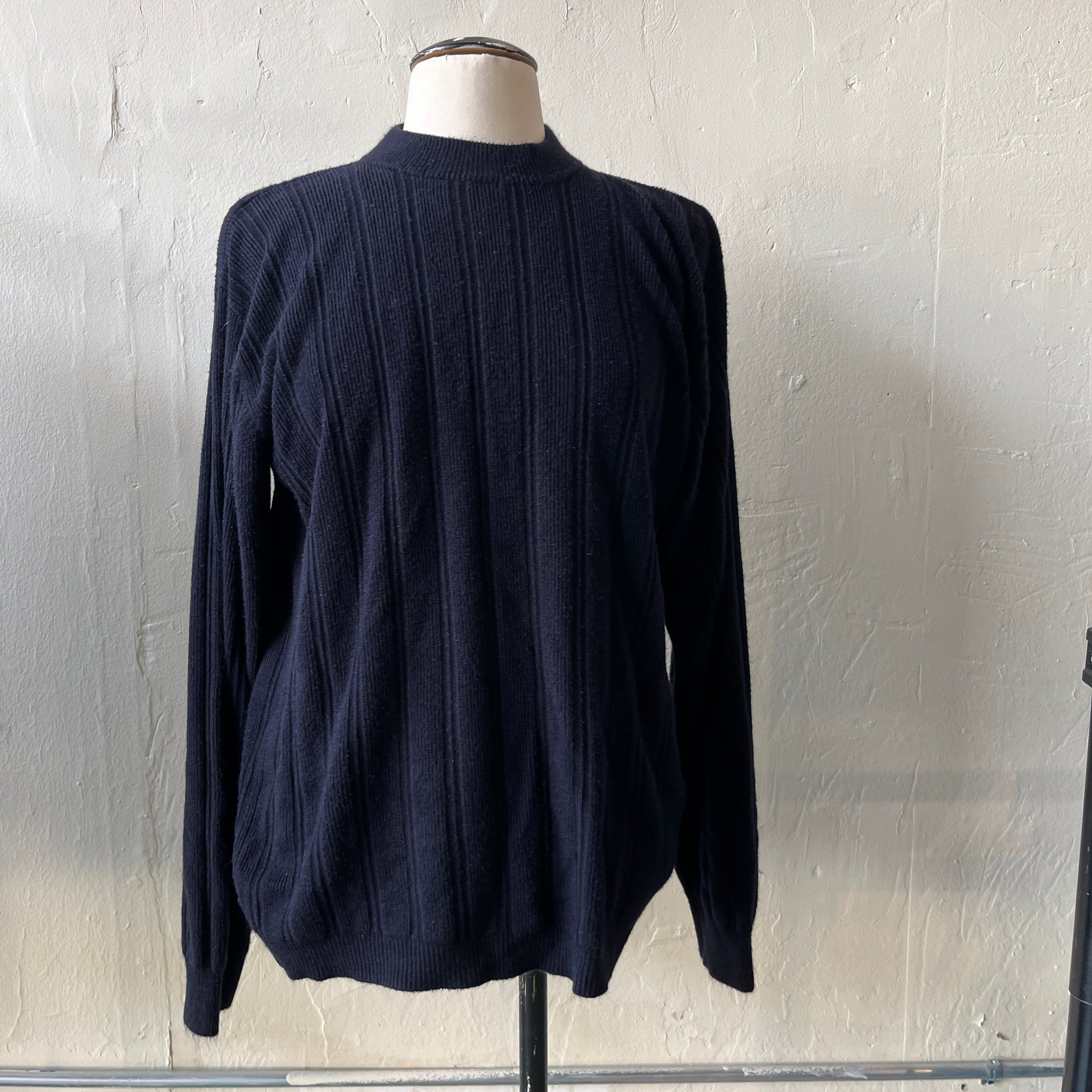 Black Sweater (L)