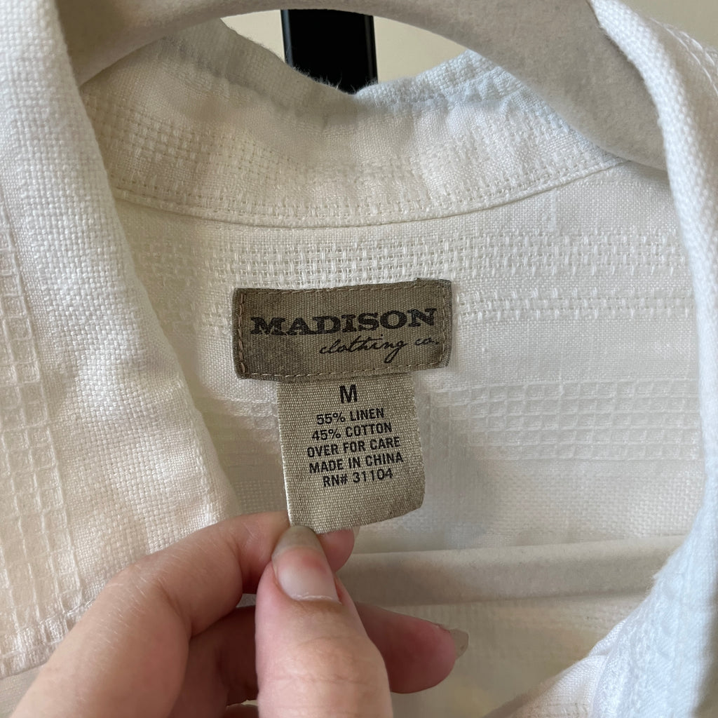 Men’s Linen Button Up (M)