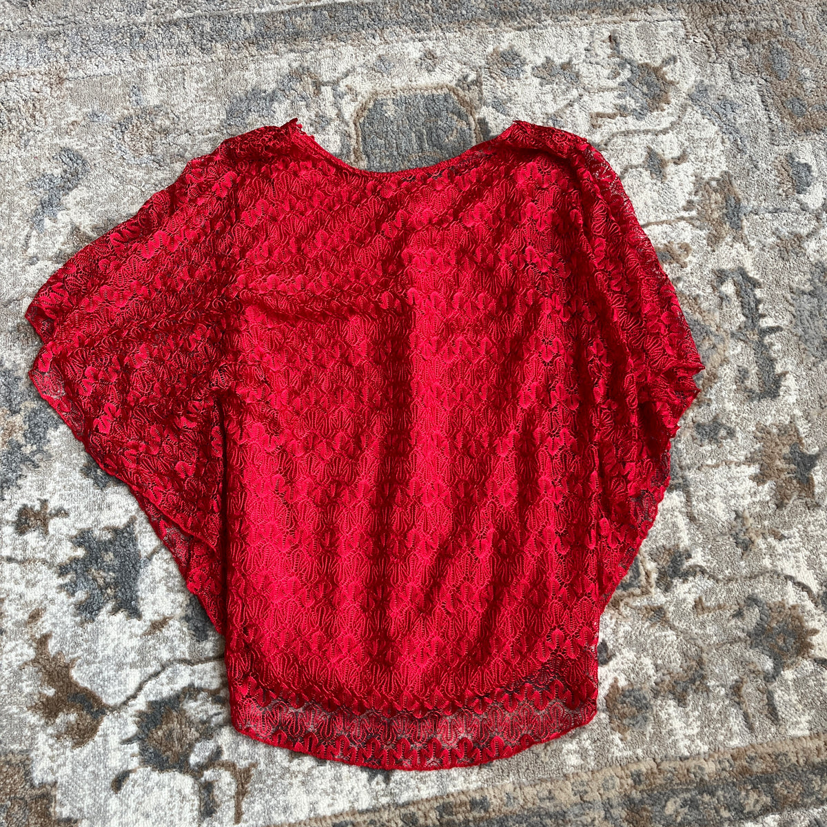Lace Red Shawl (S)