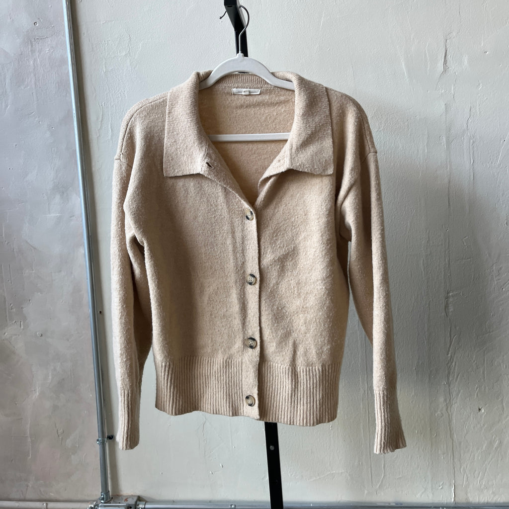Tan Sweater (XL)