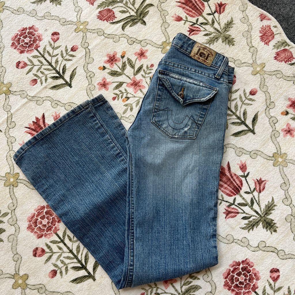 Low Rise Jeans (1)