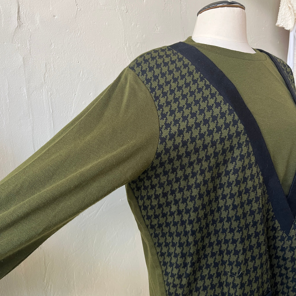 Green Sweater (18W)