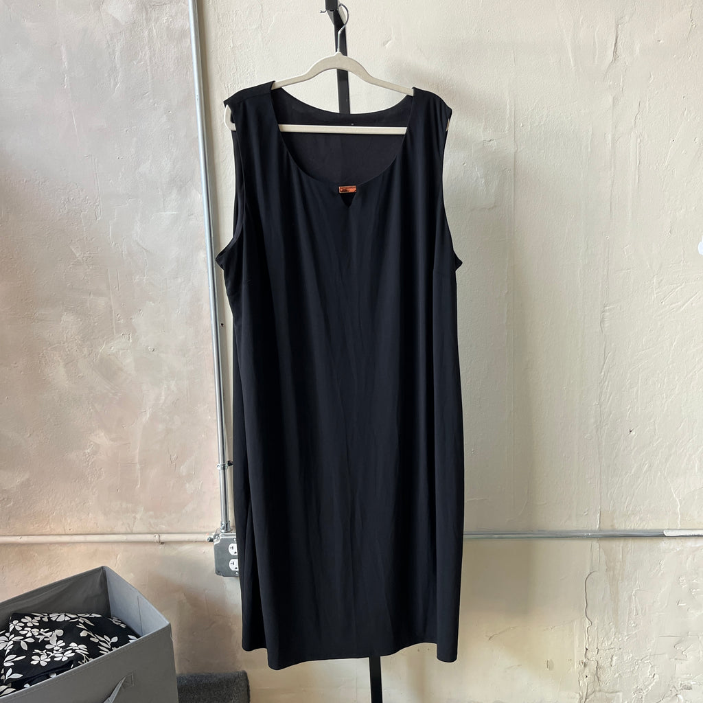 Black Dress (2XL)