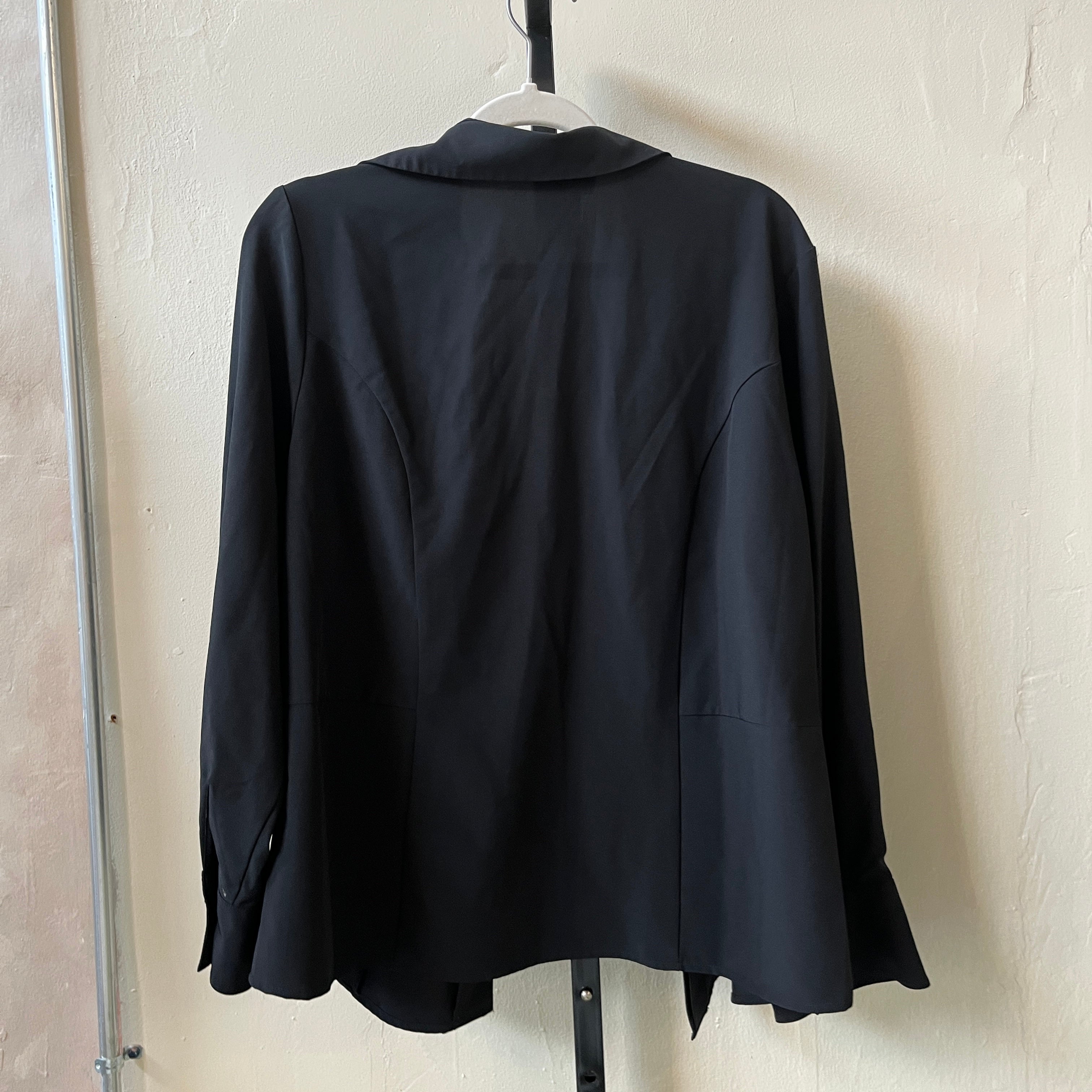 Black Button Up (14/16)