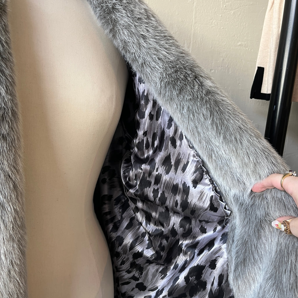 Faux Fur Coat (L)