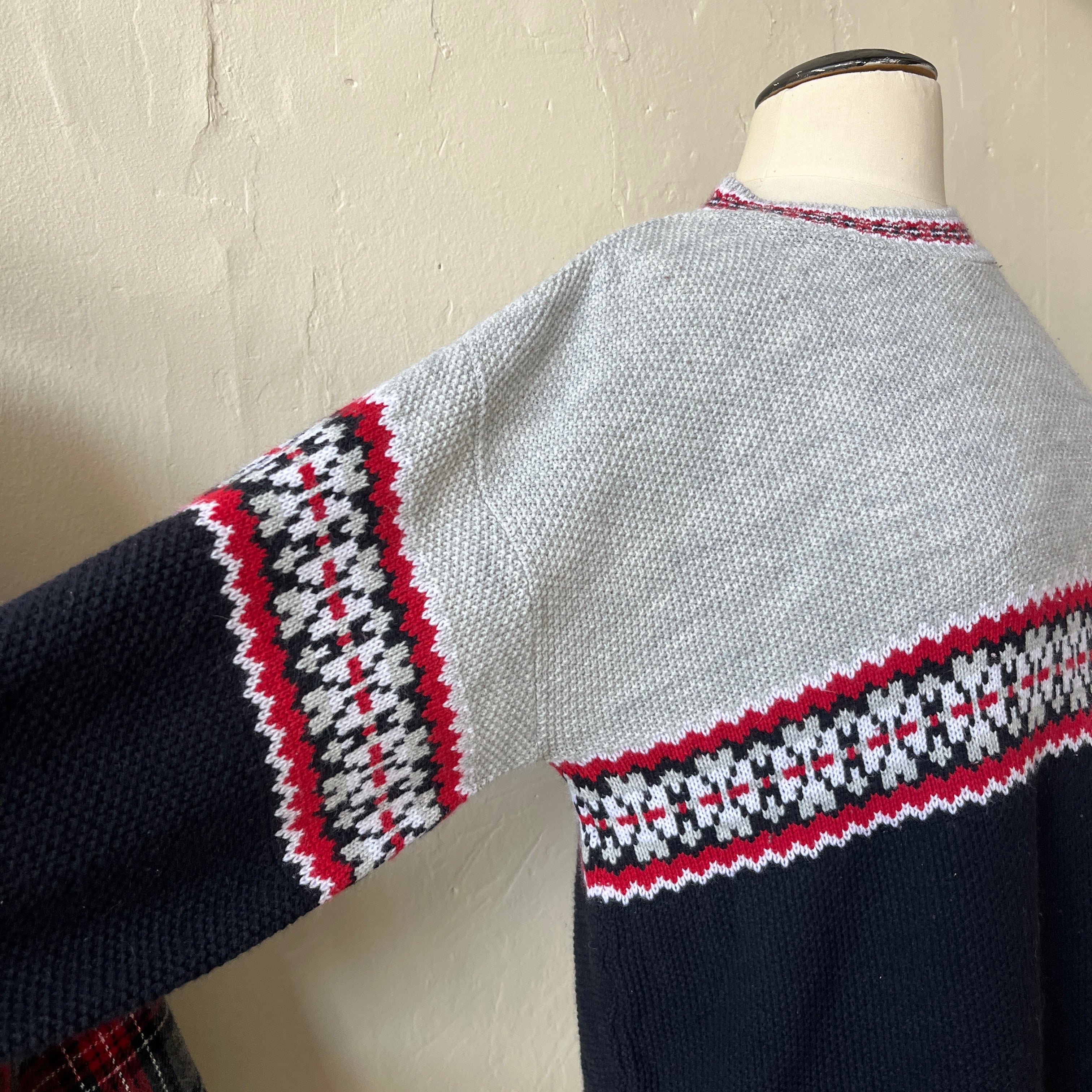 90s Sweater (XL)