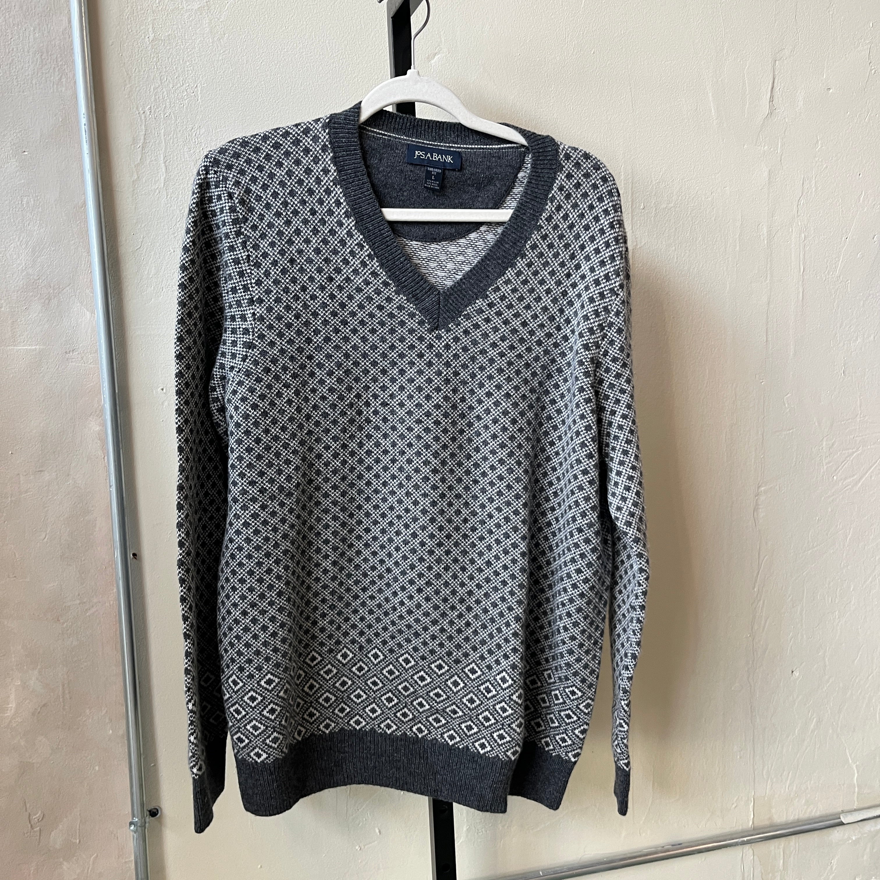 Men’s Wool Sweater (L)