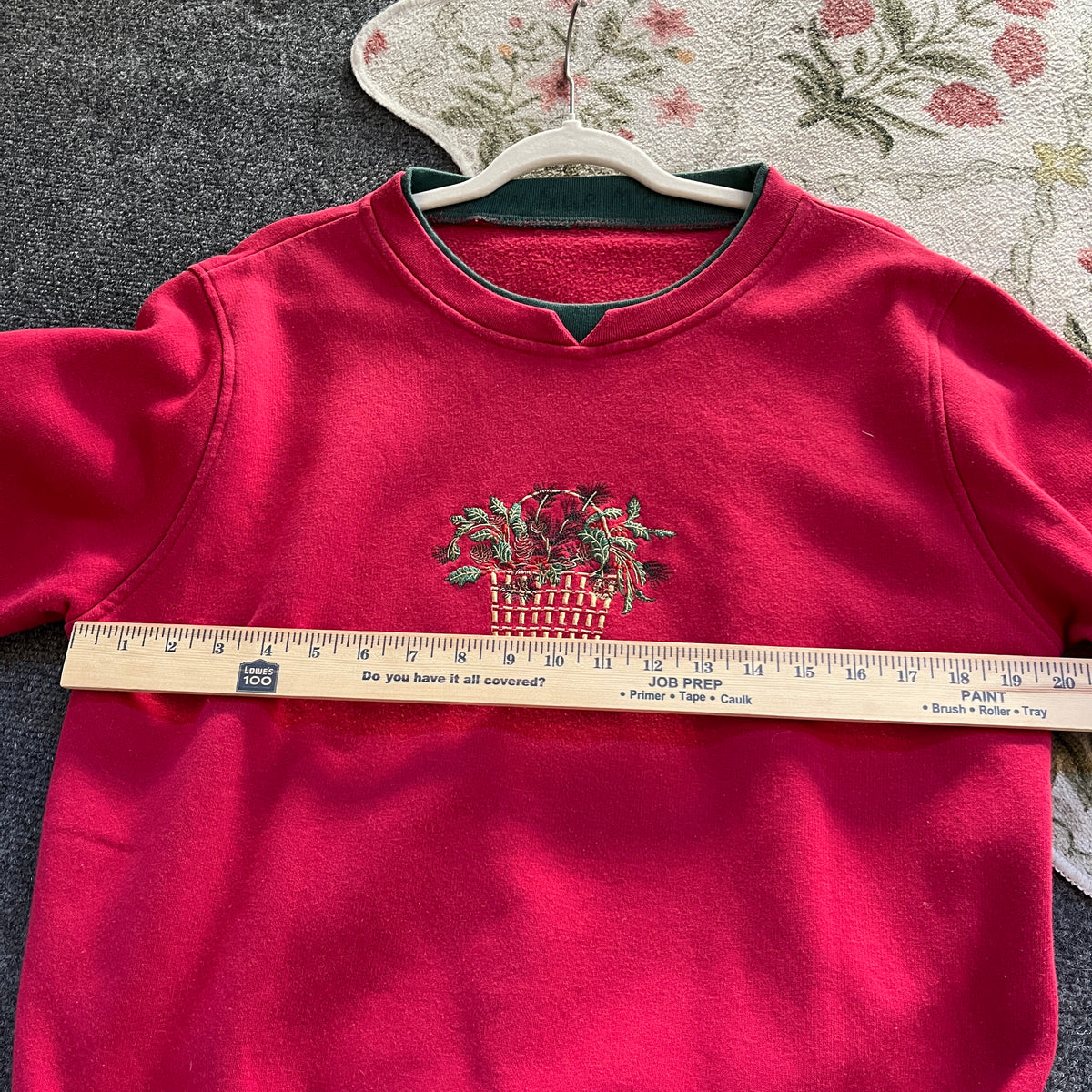 Red Embroidered Sweatshirt (M)