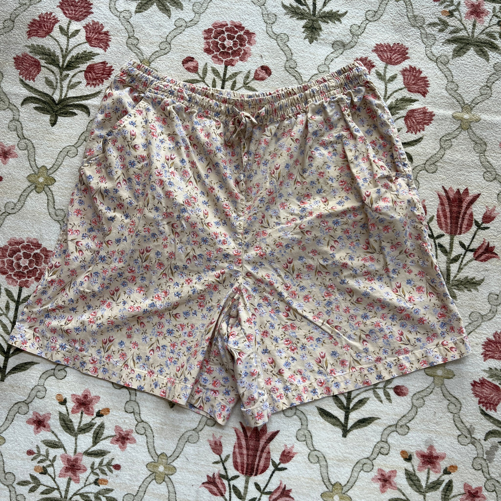 Floral Shorts (L)