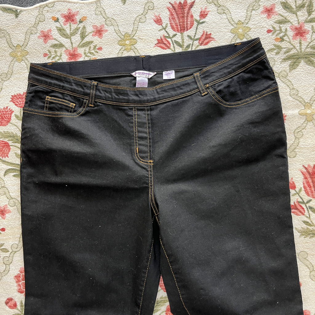 Black Jeans (20W)