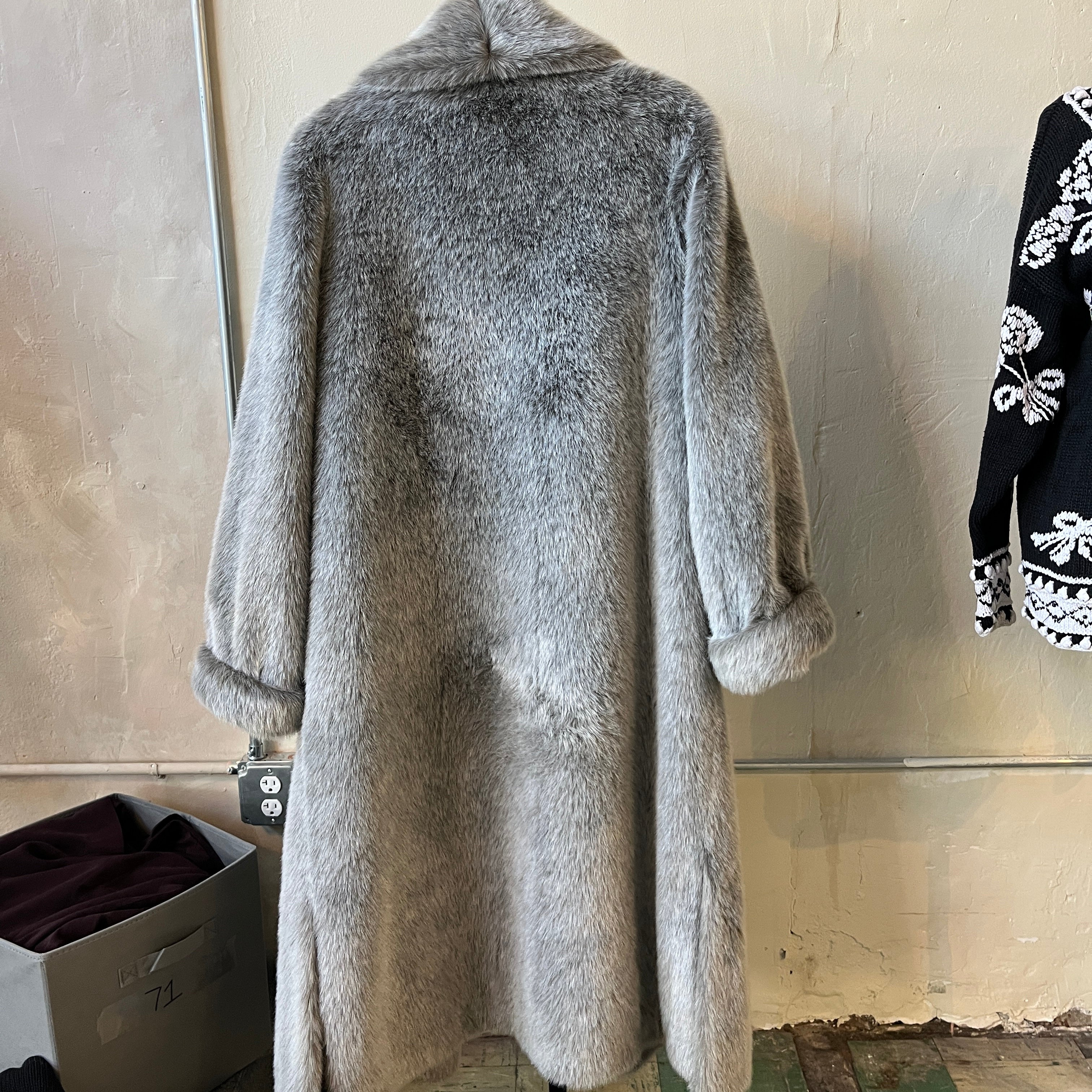 Faux Fur Coat (L)