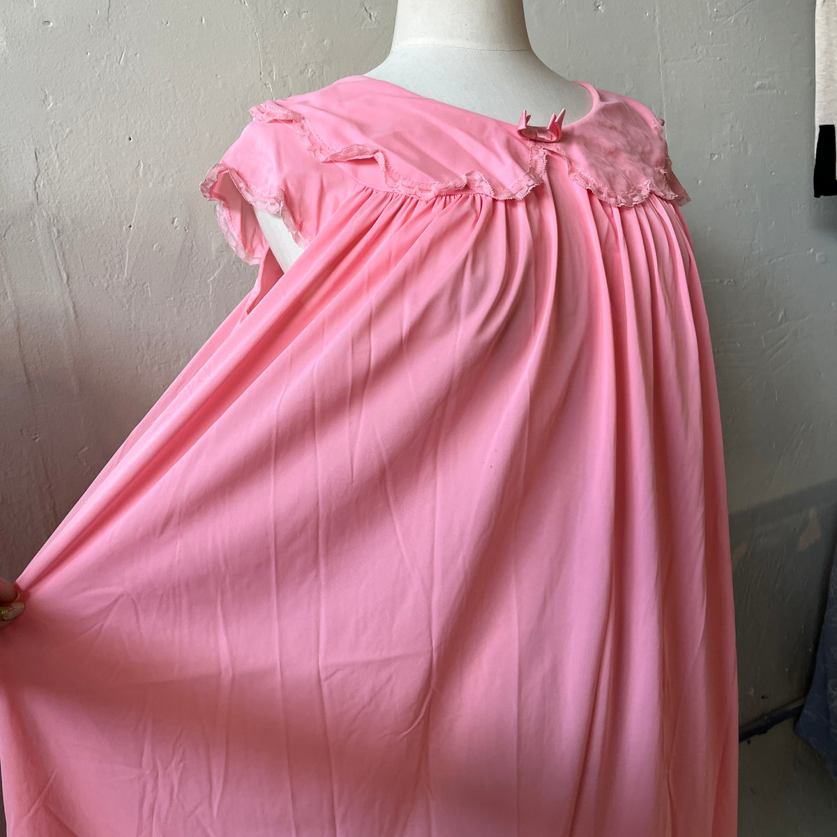 Pink Vintage Nightgown (M)