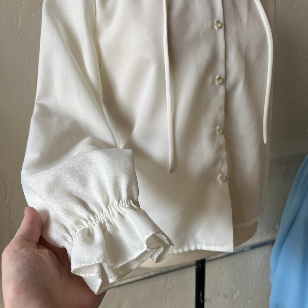 White Blouse (M)