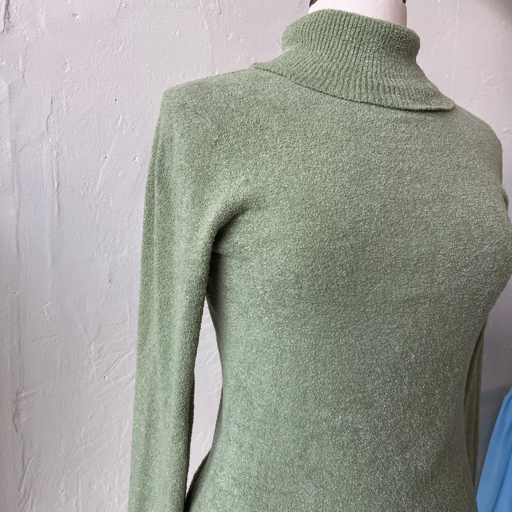 Green Turtleneck (M)