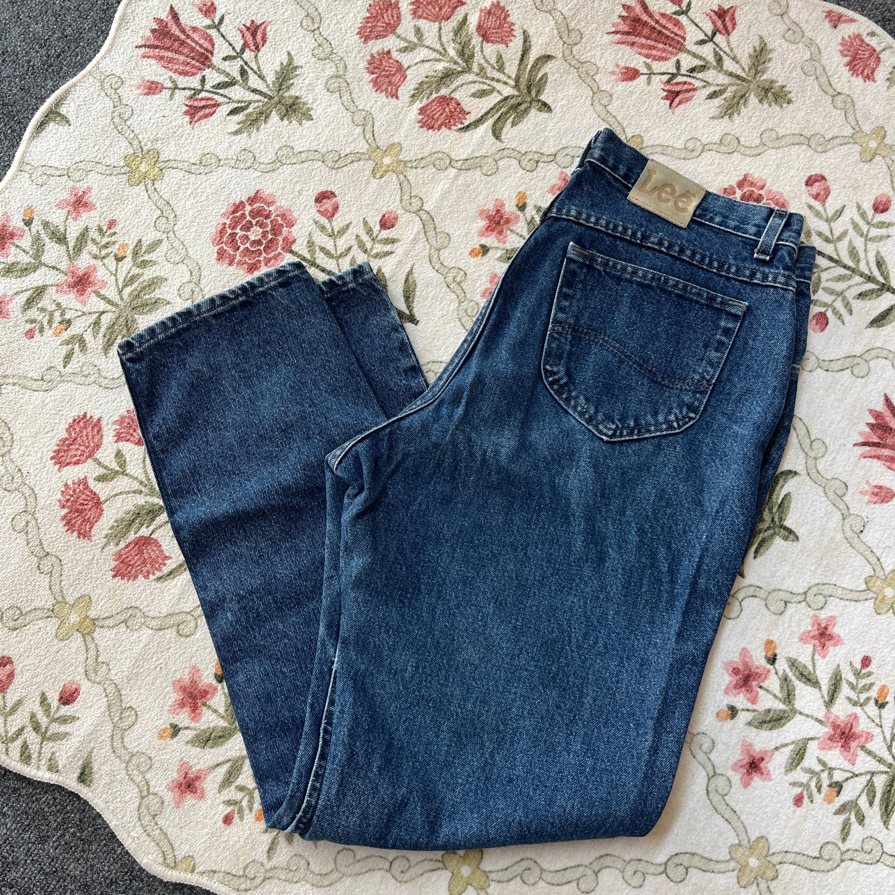 Lee Jeans (35” waist)