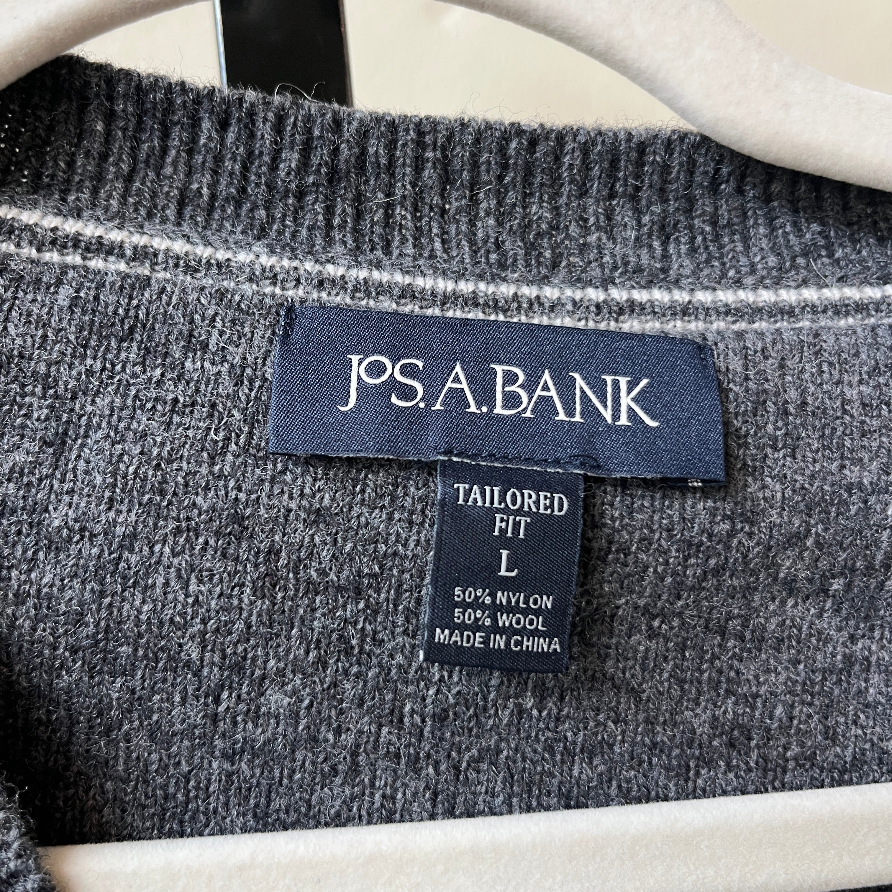 Men’s Wool Sweater (L)