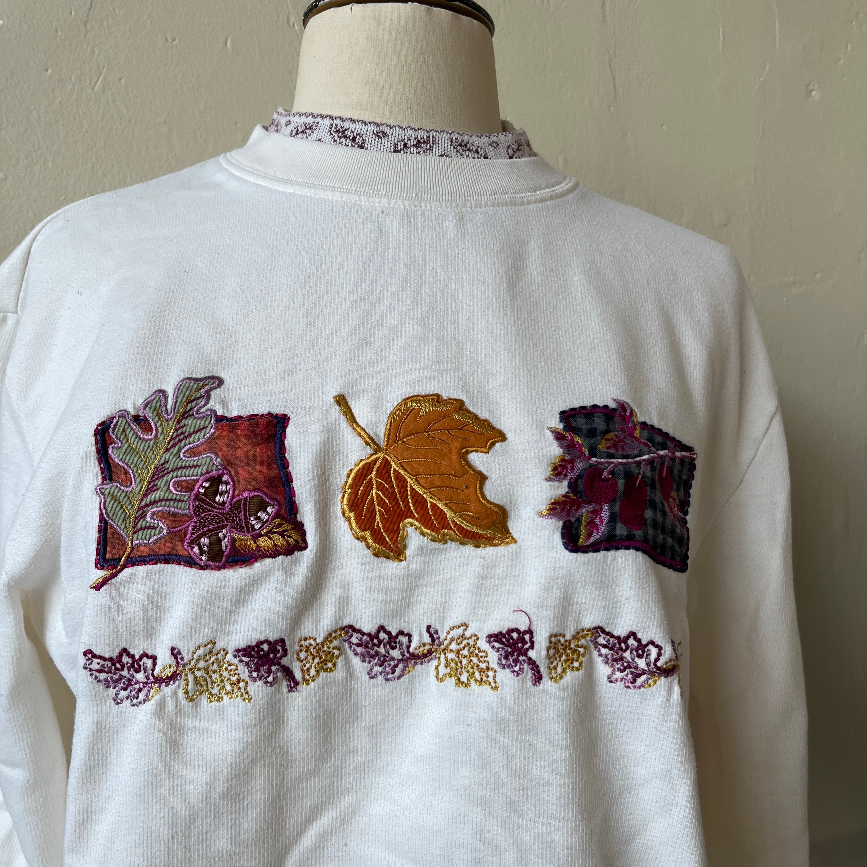 Fall Sweatshirt (M)