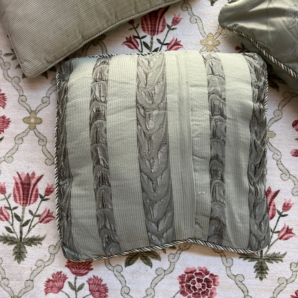 Green Pillow Bundle