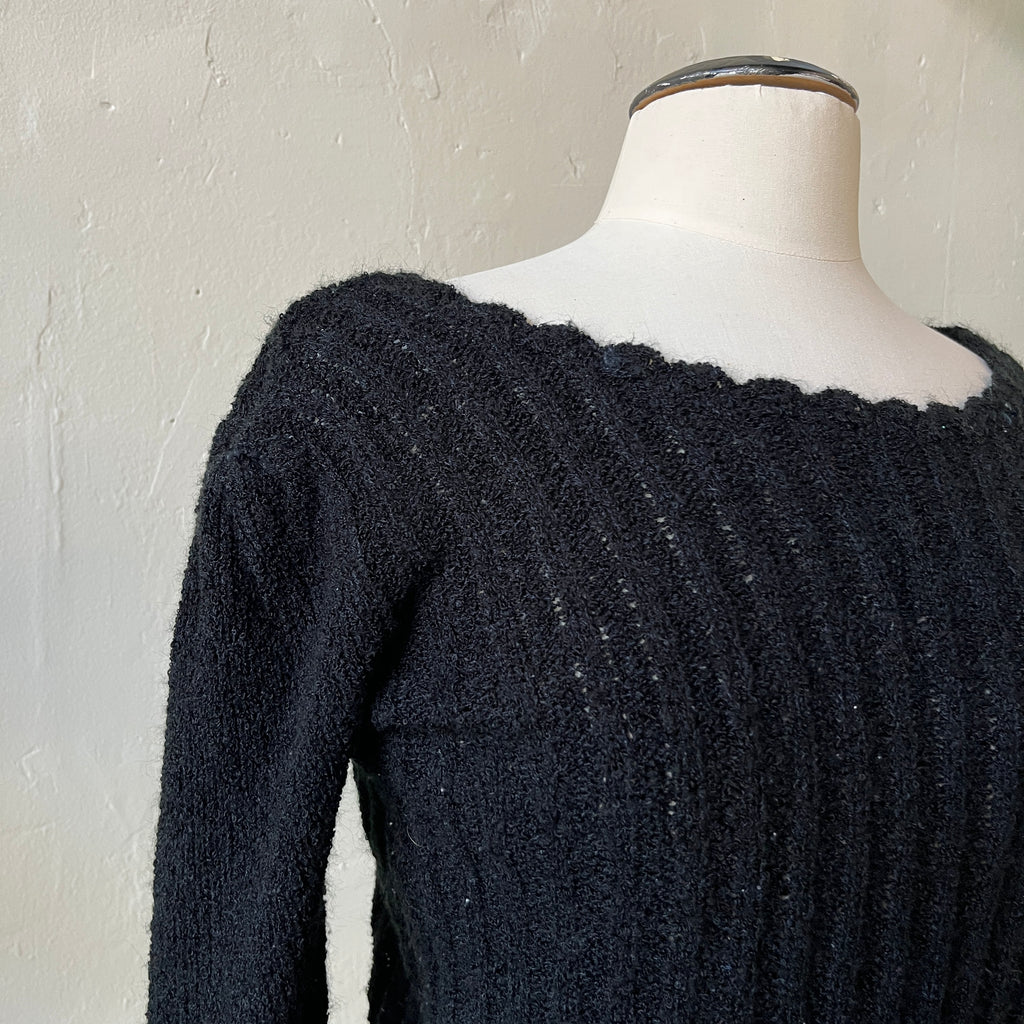 Black Sweater (M)
