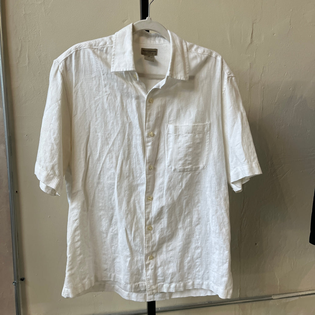 Men’s Linen Button Up (M)