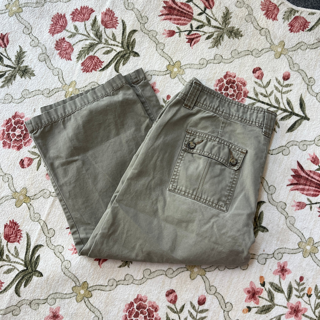 Green Capris (8P)