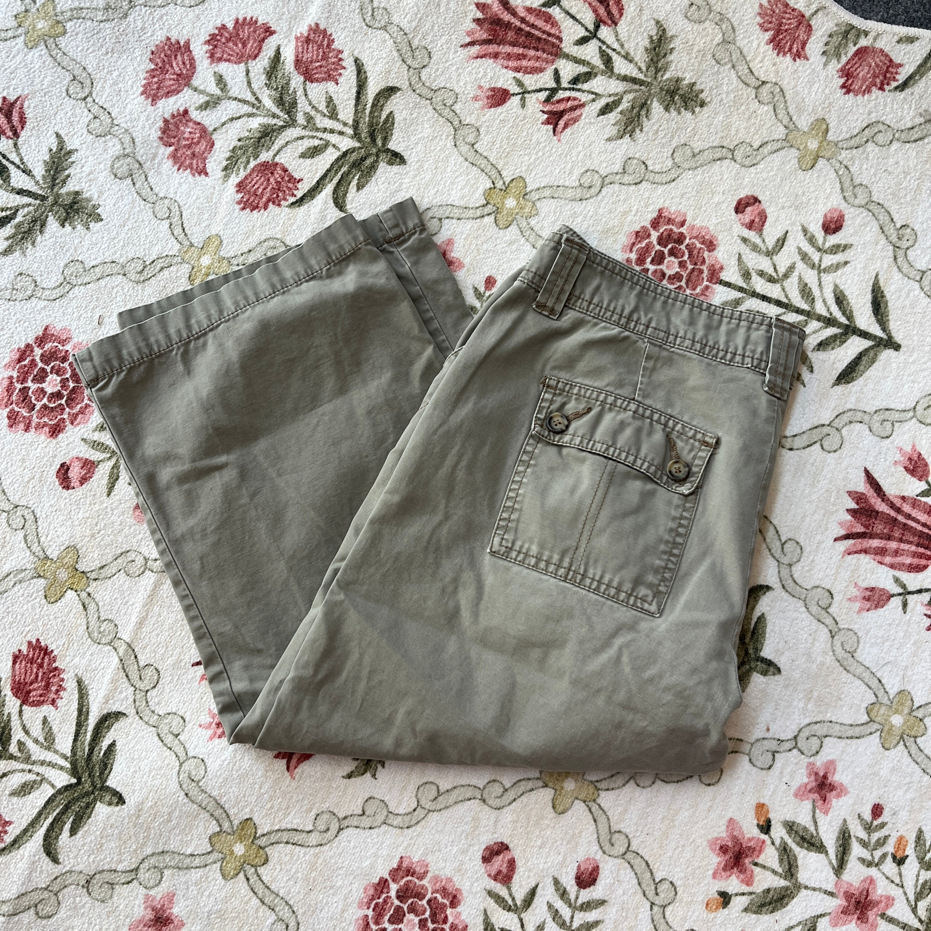 Green Capris (8P)