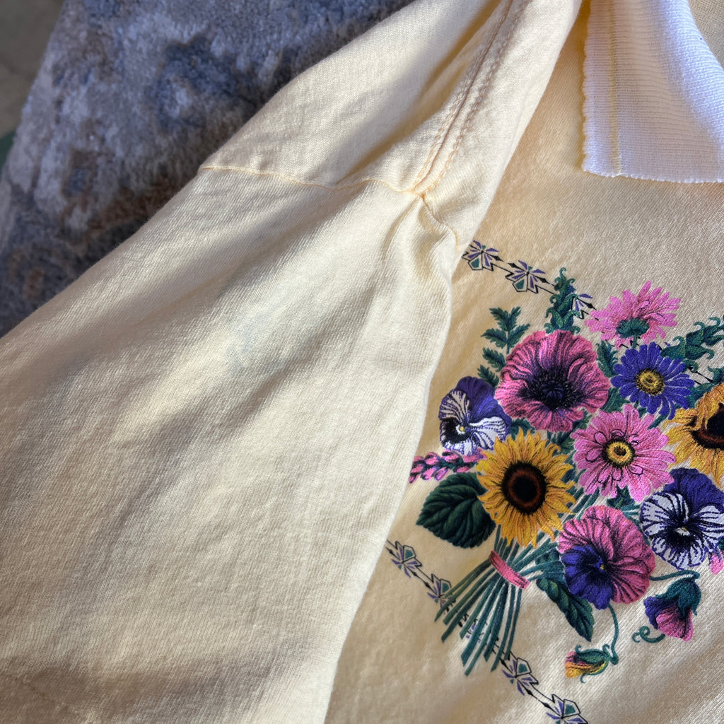 Floral Grandma Tee (L)
