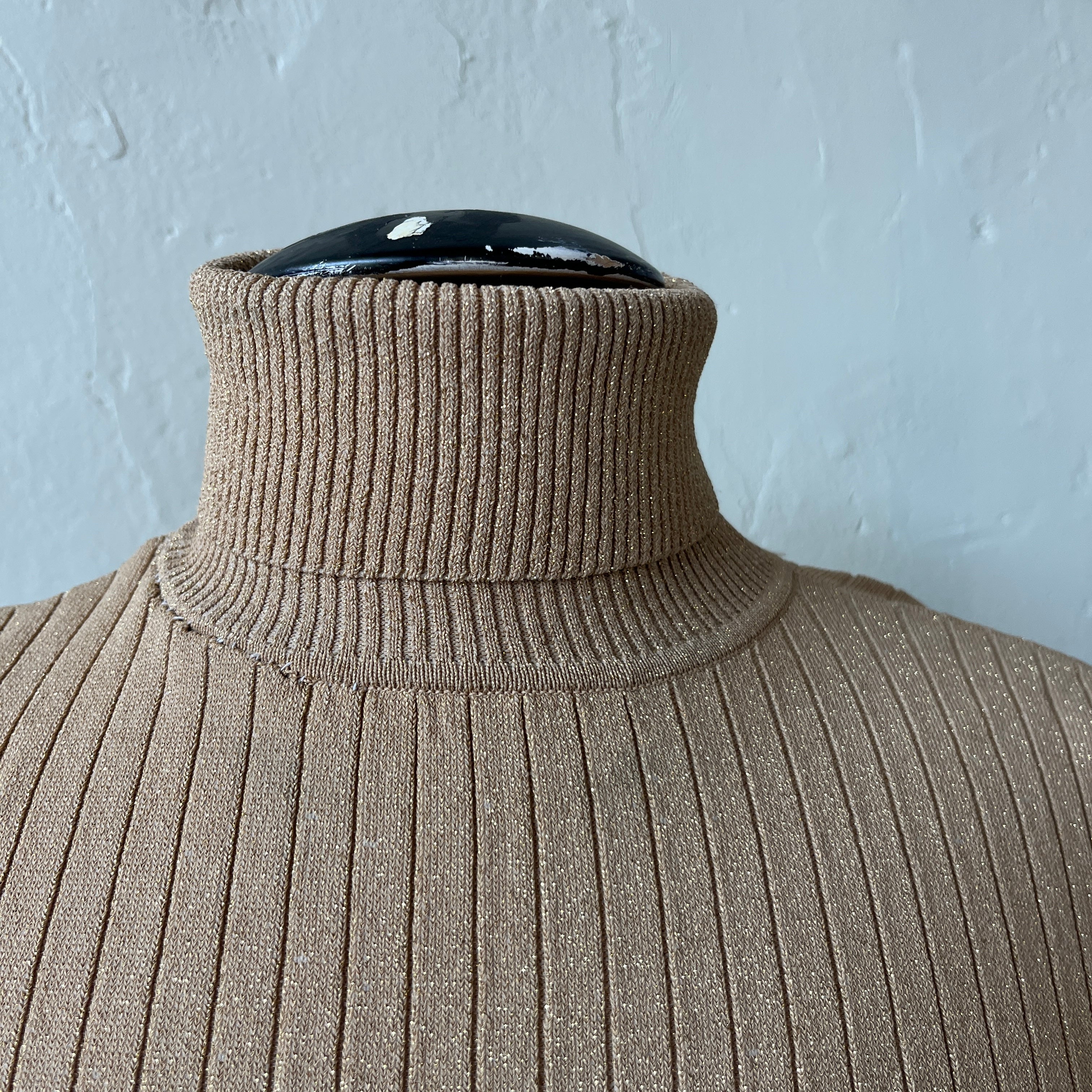 Gold Turtleneck (S)