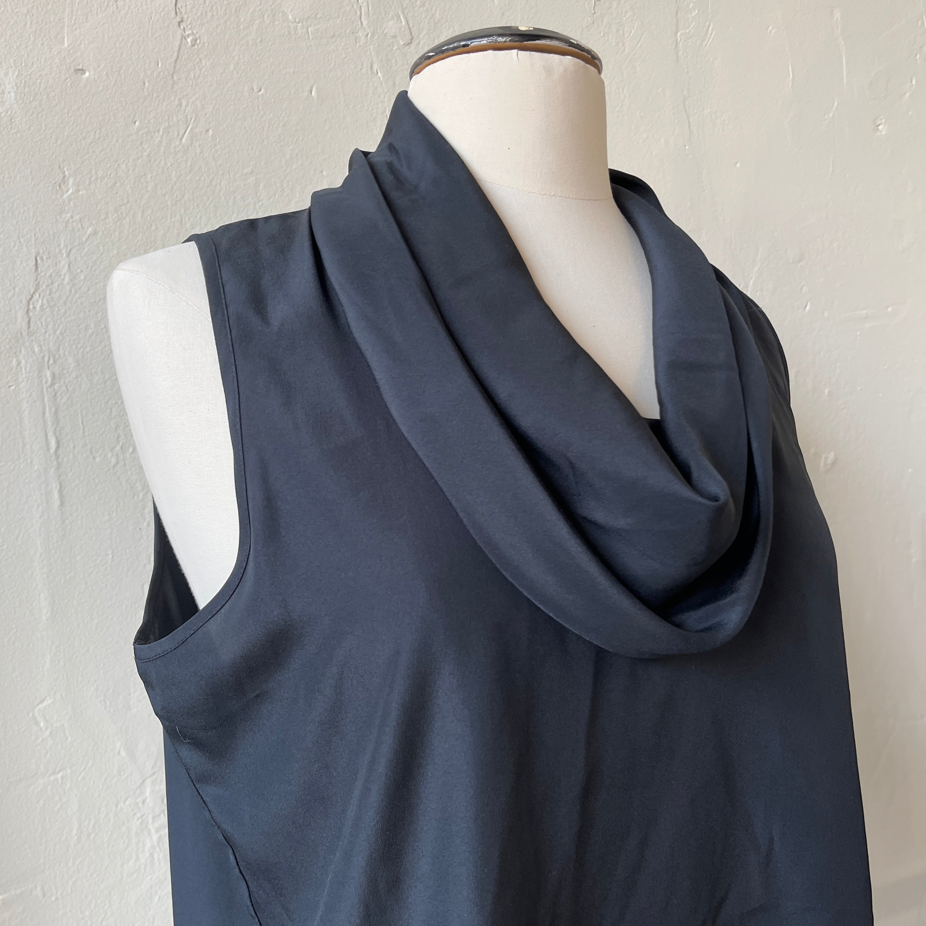Black Tank (16)